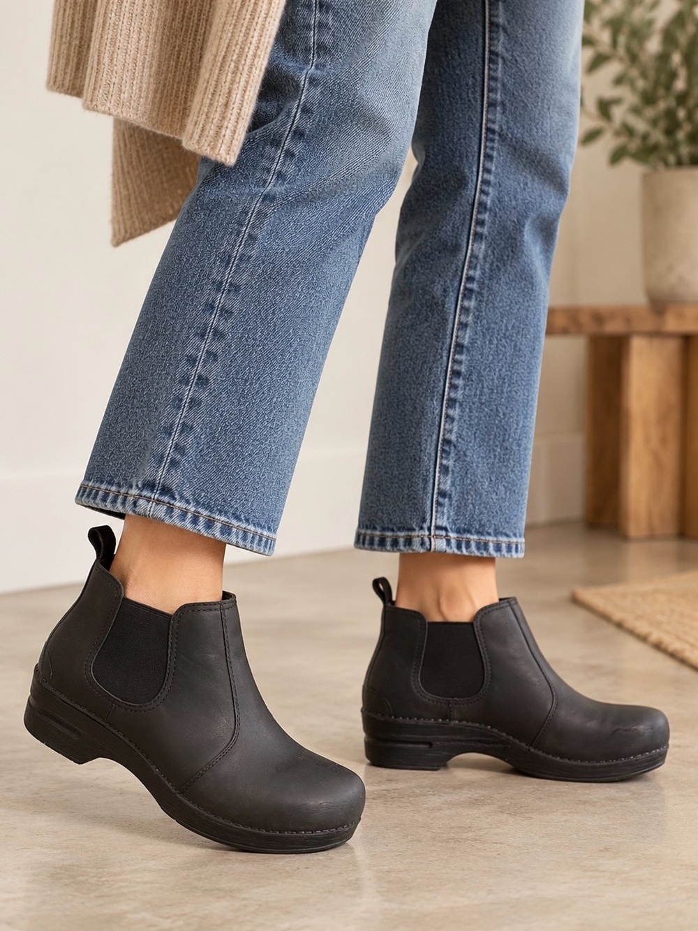 Dansko Frankie Black Oiled Leather Chelsea Clog Ankle Boots Scandinavian EU42